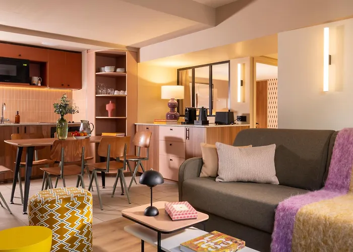 Yuna Montmartre - ApartHotel Parigi